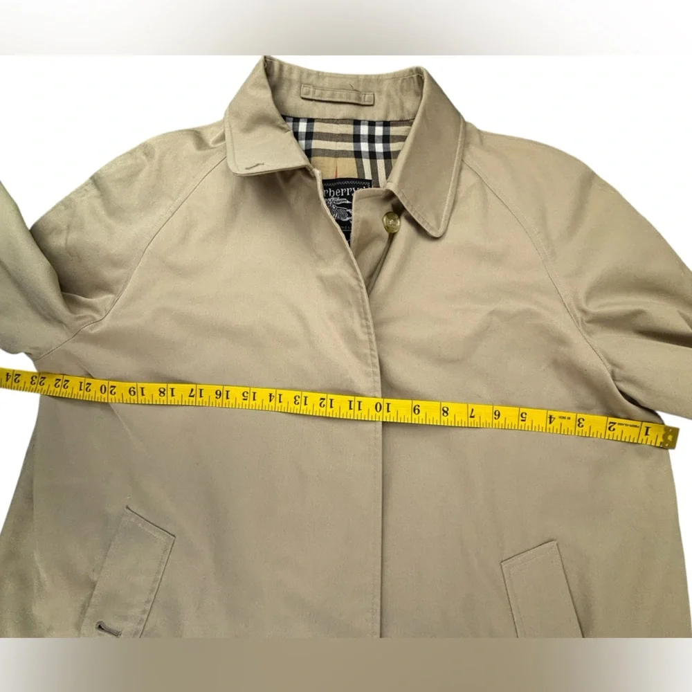 Burberry Tan Trench Coat - Picture 4 of 8